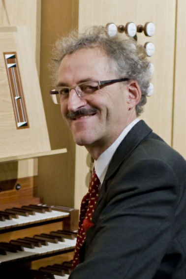 Seit l997 ist <b>Gerhard Gnann</b> Professor für künstlerisches Orgelspiel an der <b>...</b> - Gerhard-Gnann
