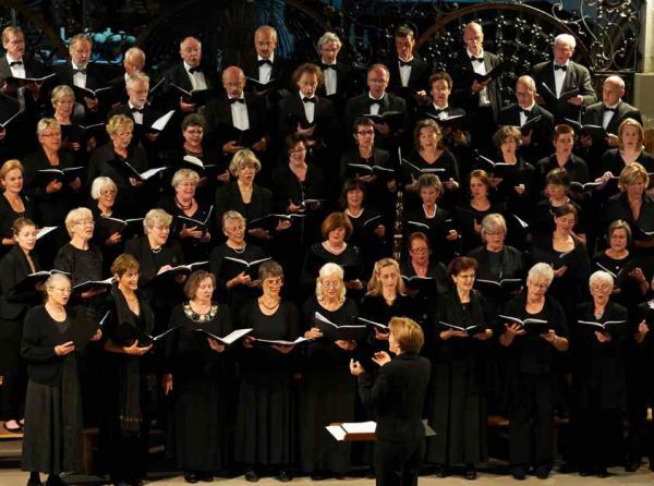 Hochkarätiges Chor- und Orgelkonzert zu Ehren der Gottesmutter